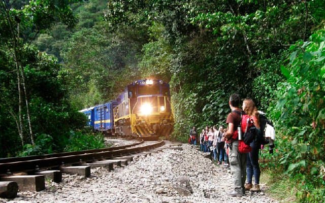 MachuPicchu by Car MachuPicchu by Car